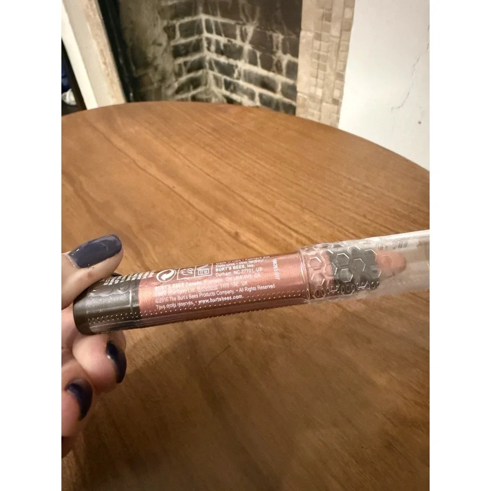 (1)‎ Burt's Bees 100% Natural Moisturizing Gloss Lip Crayon, Santorini Sunrise